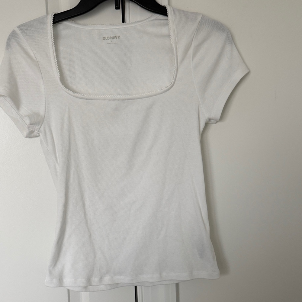 Old Navy Women's Classic White Short Sleeve Top